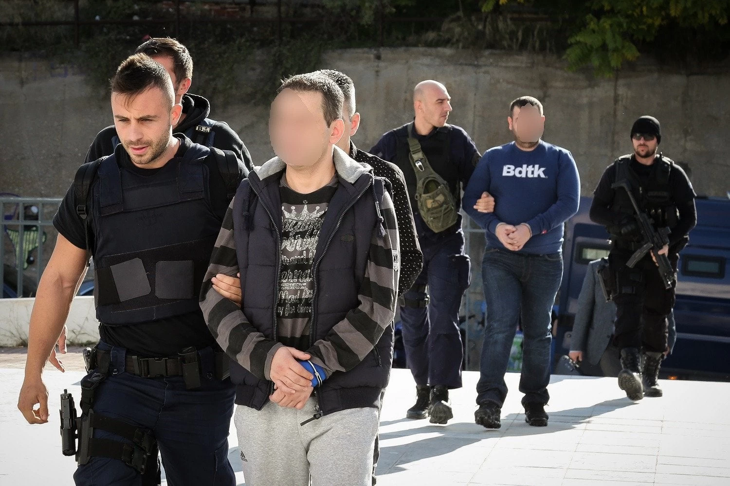 Δολοφονία Ζαφειρόπουλου: Ειρωνείες των Αλβανών κατηγορουμένων – Διεκόπη για τον Μάρτιο η δίκη